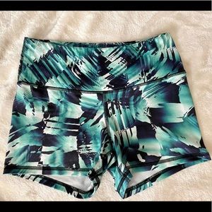 FLEO SHORTS